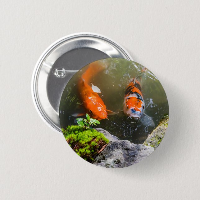 Bóton Redondo 5.08cm Peixe Koi numa lagoa (Frente & Verso)