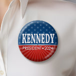 Bóton Redondo 5.08cm Robert F Kennedy JR 2024 - faixas estelares<br><div class="desc">Um design patriótico para Kennedy concorrendo à presidência na eleição de 2024.</div>