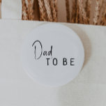 Bóton Redondo 5.08cm Simples Chá de fraldas Neutro Moderno A Ser<br><div class="desc">Celebre o seu pequeno com o nosso simples pai neutro e moderno de ser botão, com um design preto-e-branco minimalista que seja moderno e bonito. Com a sua estética limpa e inspirada em boho, a vibração contemporânea e neutra em termos de gênero é perfeita para receber um bebê ou uma...</div>