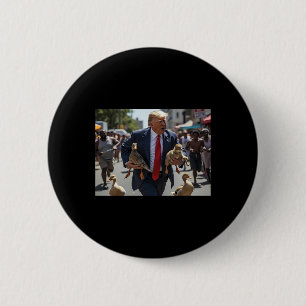 Bóton Redondo 5.08cm Trump Segurando Pato E Gato Vote Em Trump Animais