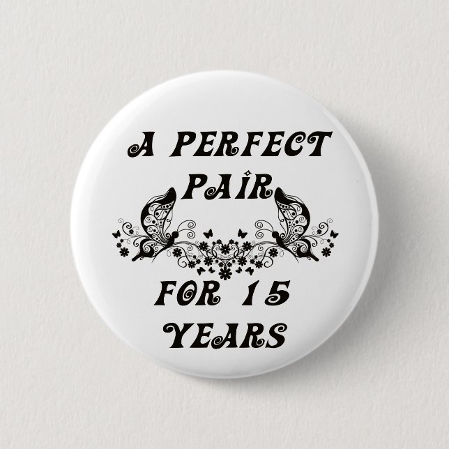 Bóton Redondo 5.08cm Um aniversário de 15 anos (Frente)