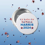 Bóton Redondo 7.62cm Cat Ladies para Kamala Harris 2024<br><div class="desc">Levante-se e se destaque com este botão de campanha política apoiando Kamala Harris e Cat Ladies em todos os lugares. Apresenta a peça de arte em palavras estilhaçada em tema vermelho,  branco e azul.</div>