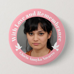 Bóton Redondo 7.62cm Com amor, duas pombas brancas cor-de-rosa recordam