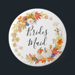 Bóton Redondo 7.62cm Dama de honra da abóbora das folhas de outono<br><div class="desc">Nosso botão da festa de casamento da dama de honra do outono caracteriza uma folha bonita do outono & as abóboras envolvem-se com um roteiro rotulado mão.
 Visite nossa loja para ver nossas folhas da queda & coleção da abóbora.</div>