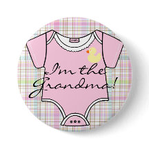 Eu sou a avó na xadrez cor-de-rosa com pato