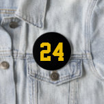 Bóton Redondo 7.62cm Número de Jersey, atleta preto e amarelo<br><div class="desc">Anime-se com a sua equipe desportiva favorita, jogador de futebol ou mostre seu orgulho escolar com um botão personalizado de espírito! Personalize com o número de camisa de um jogador ou outro texto personalizado. Perfeito para jogos de futebol, basquetebol, baseball e futebol! Crie pinos personalizados para o grupo inteiro, cheerleaderes,...</div>