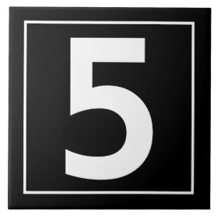 Branco moderno simples no azulejo preto do número