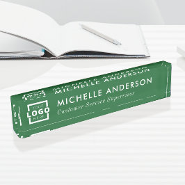 Branco verde minimalista elegante para o logotipo