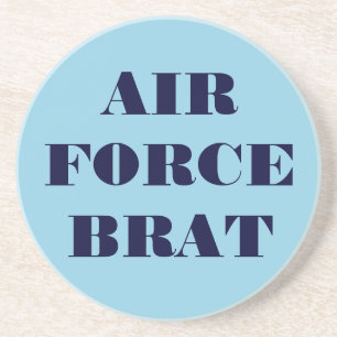Brat da Força Aérea porta copos