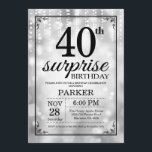 Brilho da prata do convite do aniversário de 40<br><div class="desc">Convite do aniversário de 40 anos da surpresa com luzes de prata da corda com fundo de prata do brilho. Aniversário de prata. Aniversário adulto. Os homens ou as mulheres Bday convidam. 13o 15o 16o 18o 20o 2ø 30o 40th 50th 60th 90 100th do 80 do 70, alguma idade. Para...</div>