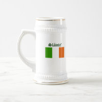 Brinde à caneca de cerveja irlandesa da