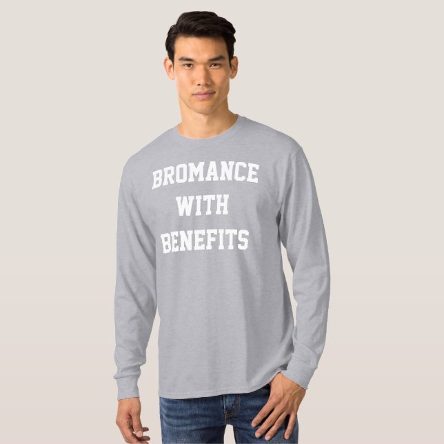 Bromance com Camisa de Benefícios (Frente Completa)