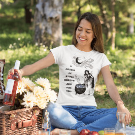 Bruxas Desenhadas À Mão Formam Camisetas - Agita O