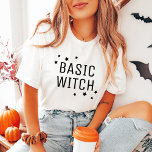 bruxas modernas bruxas do Halloween<br><div class="desc">A camiseta branca de Halloween da "bruxa básica" apresenta um design de tipografia preto moderno e simples com sotaques em forma de estrela.</div>