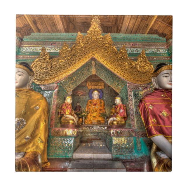 Budas Em Um Templo (Frente)