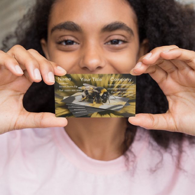 Bumble Bee Flying Cartão de visita (Criador carregado)