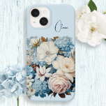 Buquê Floral Chic Vintage Personalizado<br><div class="desc">Belo buquê de flores brancas, cor-de-rosa e azuis misturadas em fundo azul-céu com campo de texto personalizável.</div>