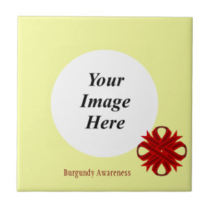 Burgundy Clover Ribbon Modelo por Kenneth Yoncich