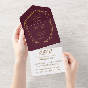 Burgundy e Dourado tudo em um convite de casamento