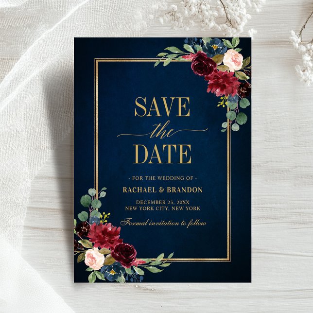 Burgundy Floral Marinho Azul Quadro Dourado Salvar (Burgundy Floral Navy Blue Gold Frame Save the Date card)