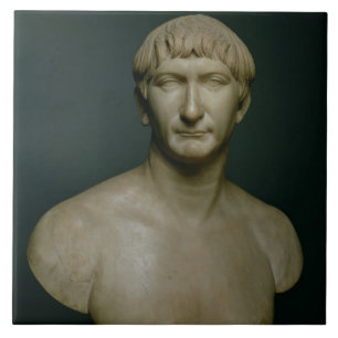 Busto do retrato do imperador Trajan (53-117