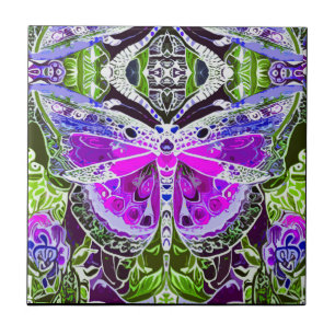 Butterfly e Medallion Batik Patterno em Violet