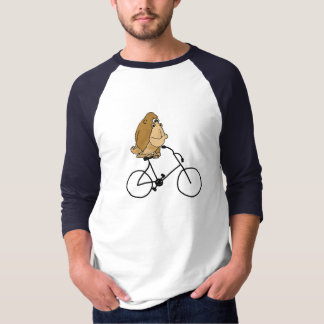 BV gorila que monta uma camisa da bicicleta