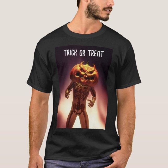 Cabeça de abóbora assustadora. Camiseta de Doce ou (Frente)