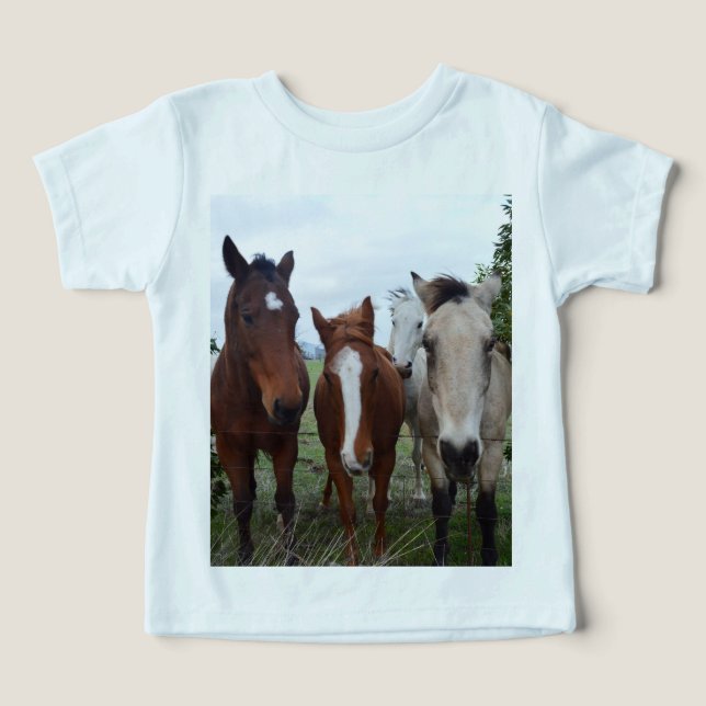 Cabelo Frisky, Quatro Campos De Cavalo, (Design frontal)