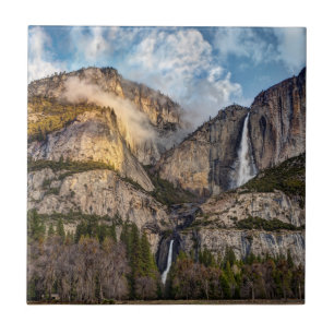 Cachoeira de Yosemite cênica, Califórnia