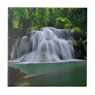 Cachoeira Kanchanaburi de Erawan, Tailândia