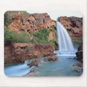 Cachoeiras esplêndidas da floresta, mousepad