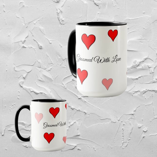 Cachorro crescido com caneca de amor (Criador carregado)