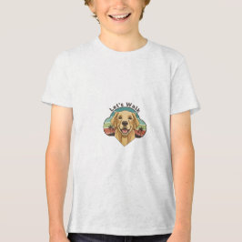 Cachorro Golden Retriever engraçado com um sorriso