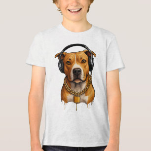 Cachorro legal com Fones de ouvido e cadeia Dourad