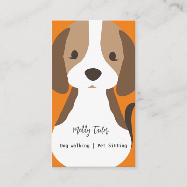 Cachorro moderno andando de bicho sentado Cartão d (Frente)