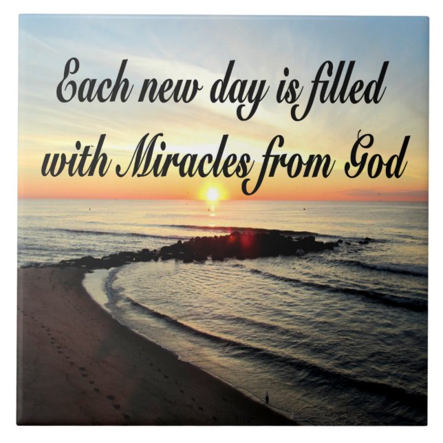 CADA DIA SÃO MILAGRES DE DEUS (Frente)