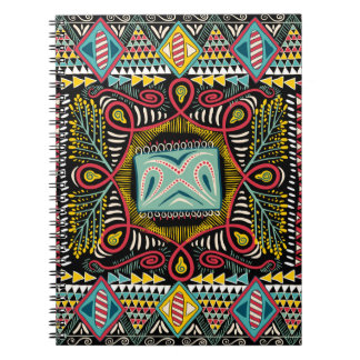 Caderno Espiral Abstrato: design de bolso quadrado.