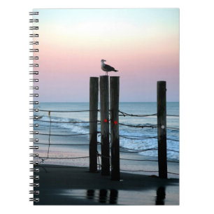 Caderno Espiral Aguardando no Sunset