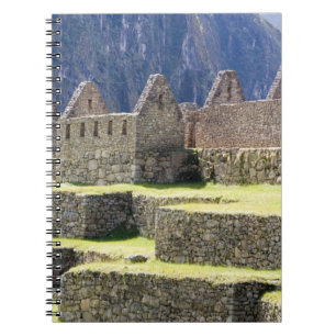 Caderno Espiral América do Sul - Peru. Trabalho em pedra na cidade