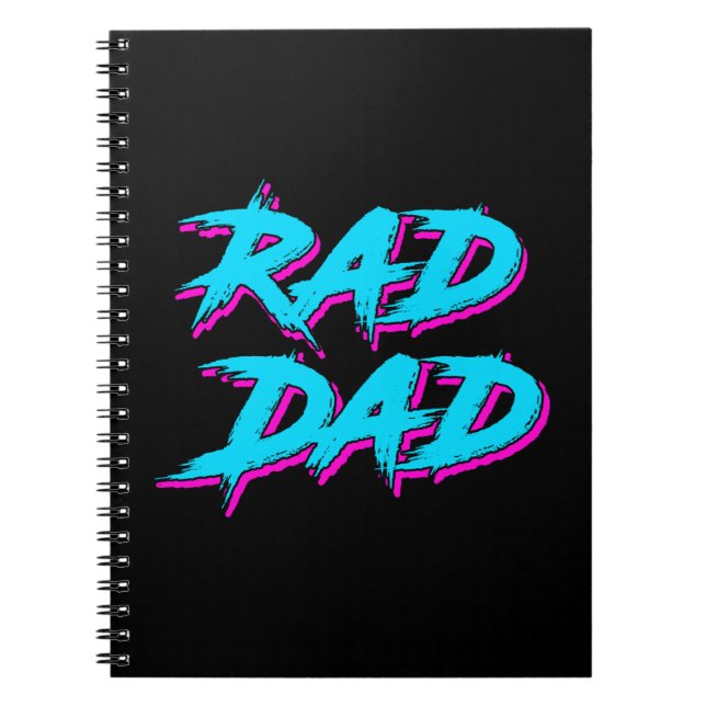 Caderno Espiral Anos 80 traseiro do Pai (Frente)