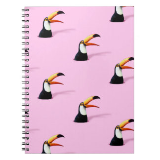 Caderno Espiral Anúncio tucano: Paraíso Rosa Tropical