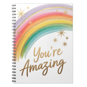 Caderno Espiral Arco-íris com Glitter Dourado e Texto "Você é Incr