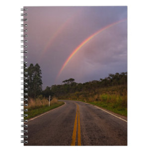 Caderno Espiral Arco-íris e estrada