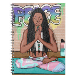 Caderno Espiral Arte Urbana | Mulher Bonito que faz meditação