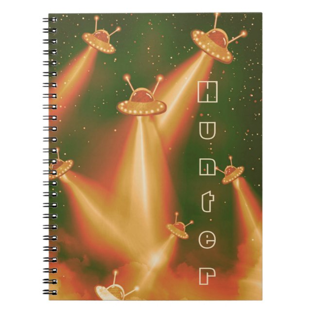 Caderno Espiral Ataque de OVNI em Urano - Espetacular Sci-Fi (Frente)