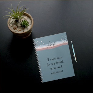 Caderno Espiral Azul Ardósia Minimalista Boho Meditação Personaliz