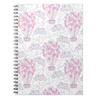 Caderno Espiral Balões de ar quente em arte de berçário rosa