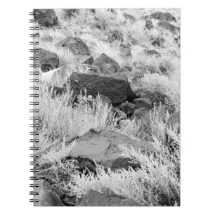 Caderno Espiral Basalt Lava Rocks in Desert, Black and White Photo