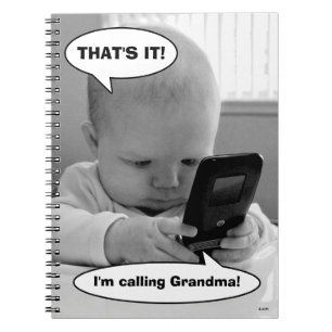 Caderno Espiral Bebê no telefone celular